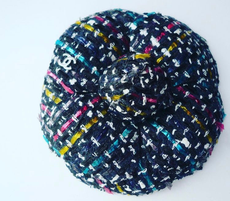 CHANEL Broche Camélia Etat neuf