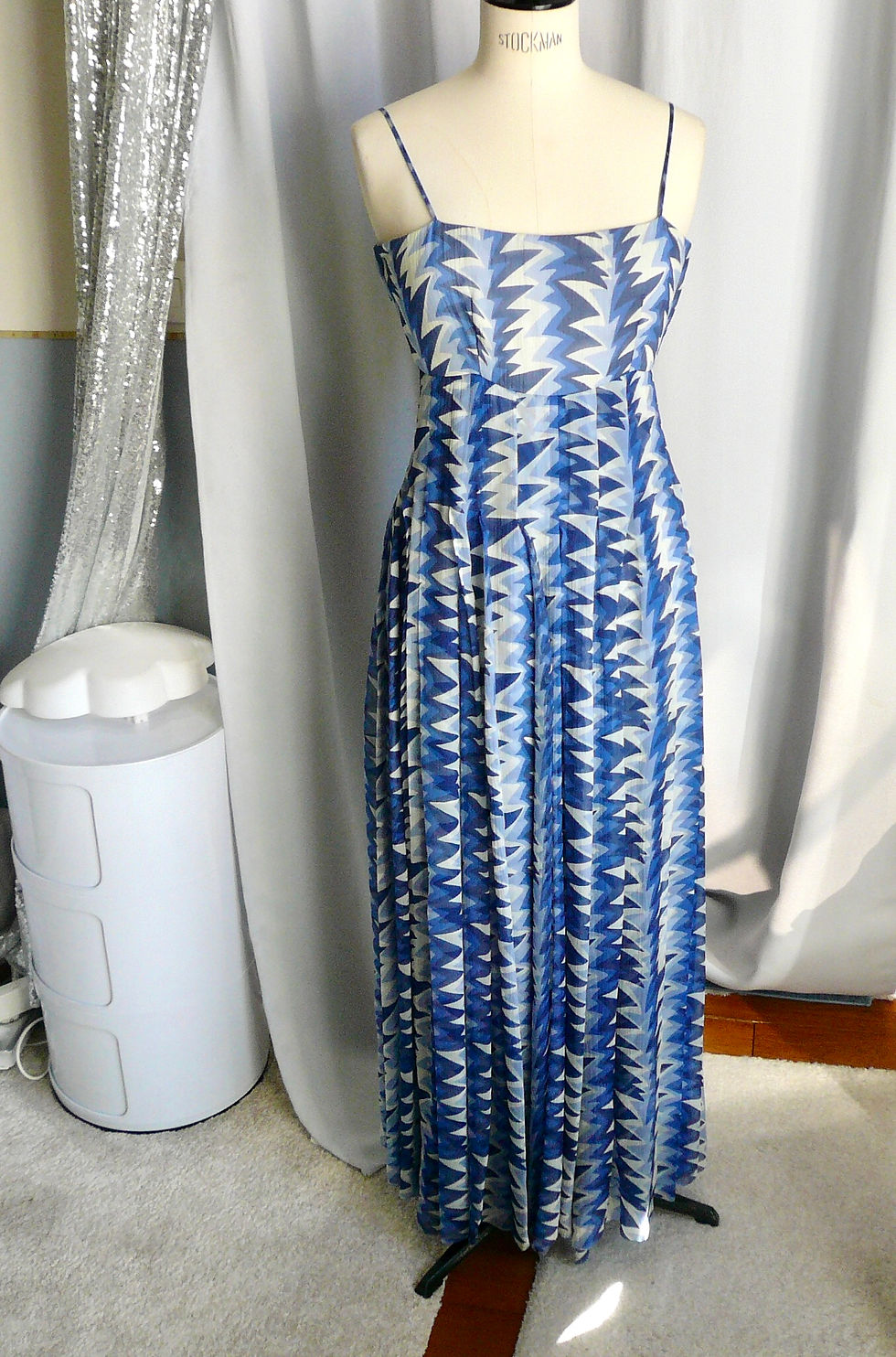 Miniature : CHANEL Robe bretelles soie et mousseline de soie BON ETAT T36