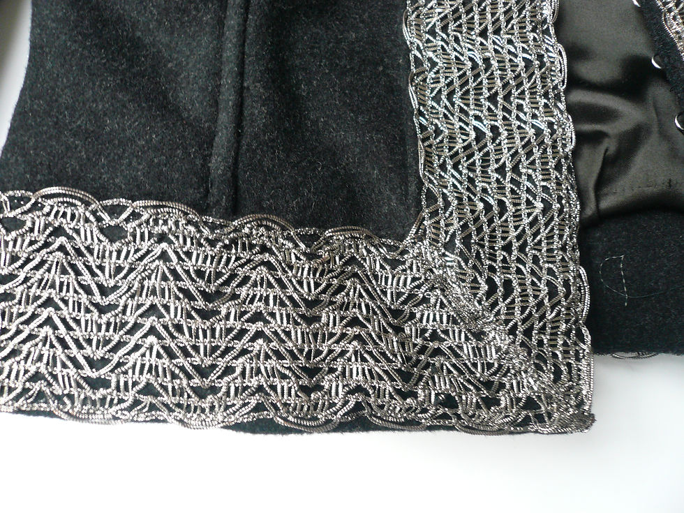 Miniature : YVAN  Veste courte chic T36