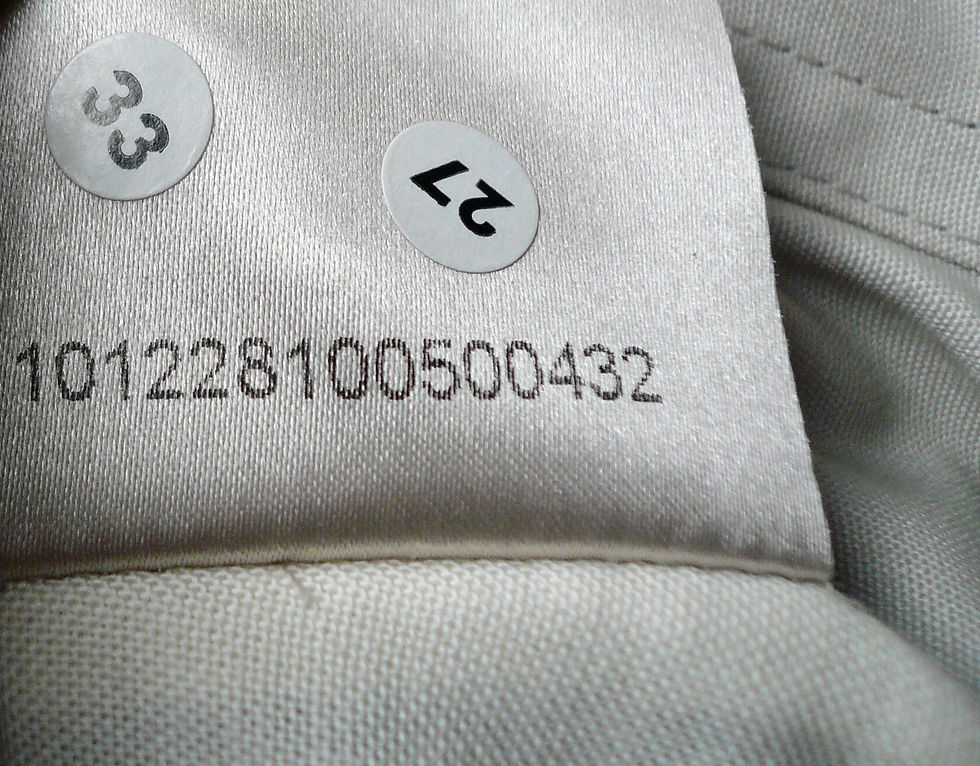 Miniature : BURBERRY PRORSUM Veste trench coat court Couleur craie clair