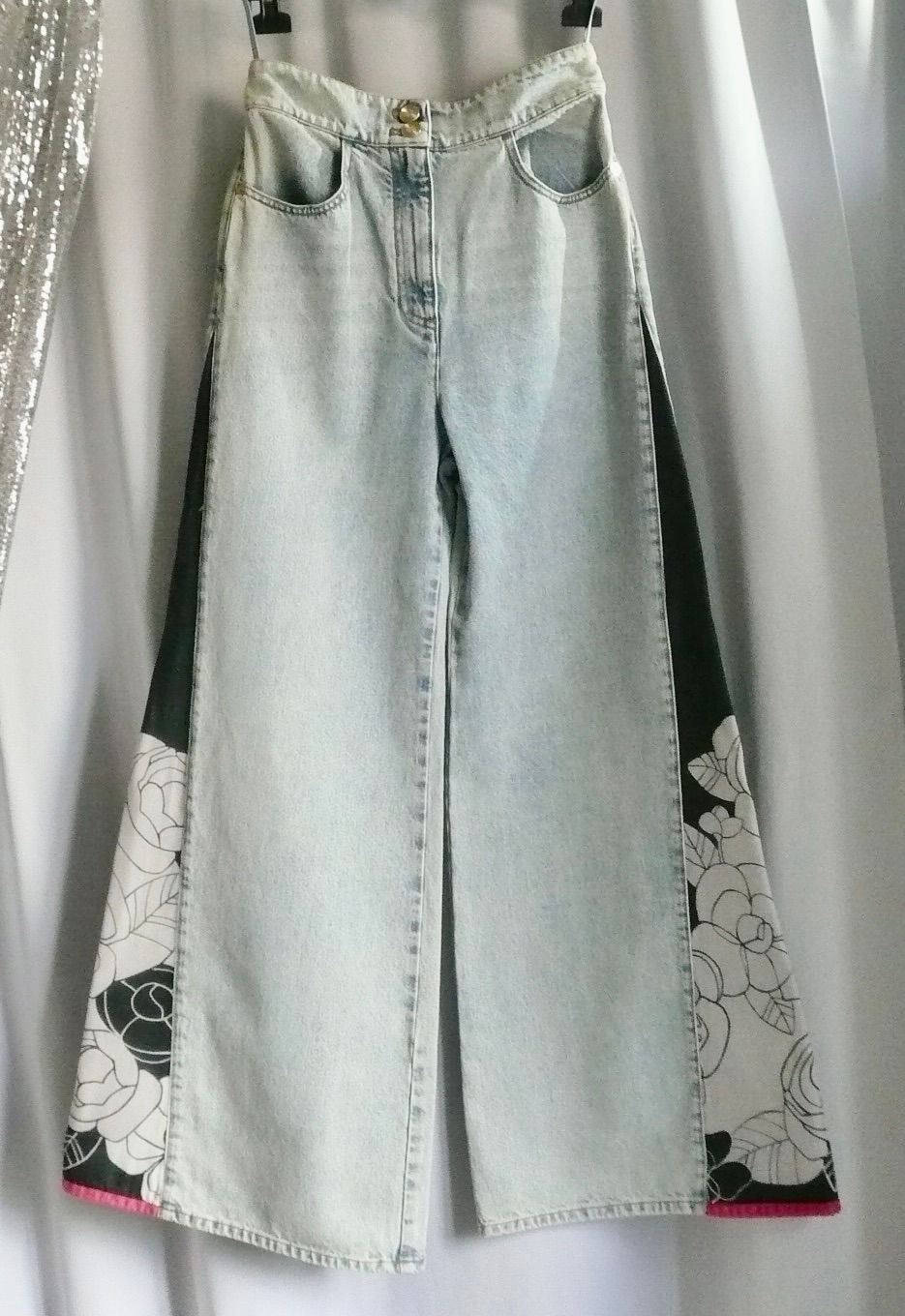 Miniature : CHANEL 21C WIDE LEG BLUE DENIM CAMELLIA JEANS PANTS T40