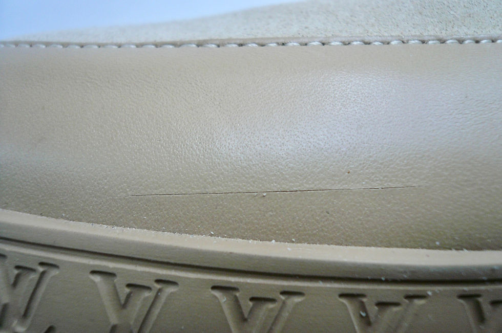 Miniature : LOUIS VUITTON Boots CHELSEA LAUREATE daim Ivory Etat quasi neuf T39 SOLD OUT