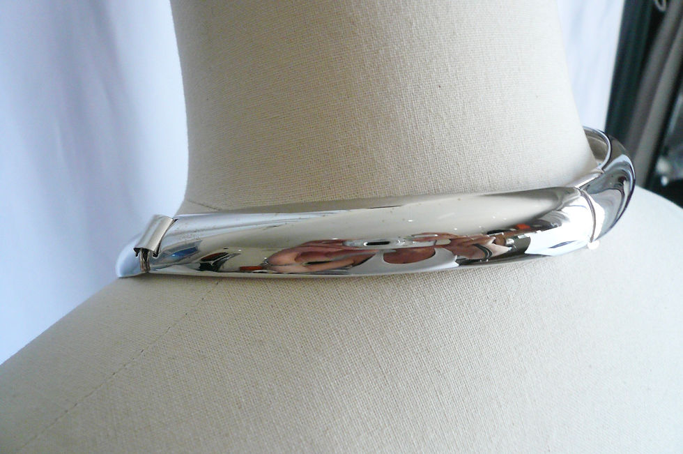 Miniature : CHANEL - COLLIER JONC RAS DU COU NEUF