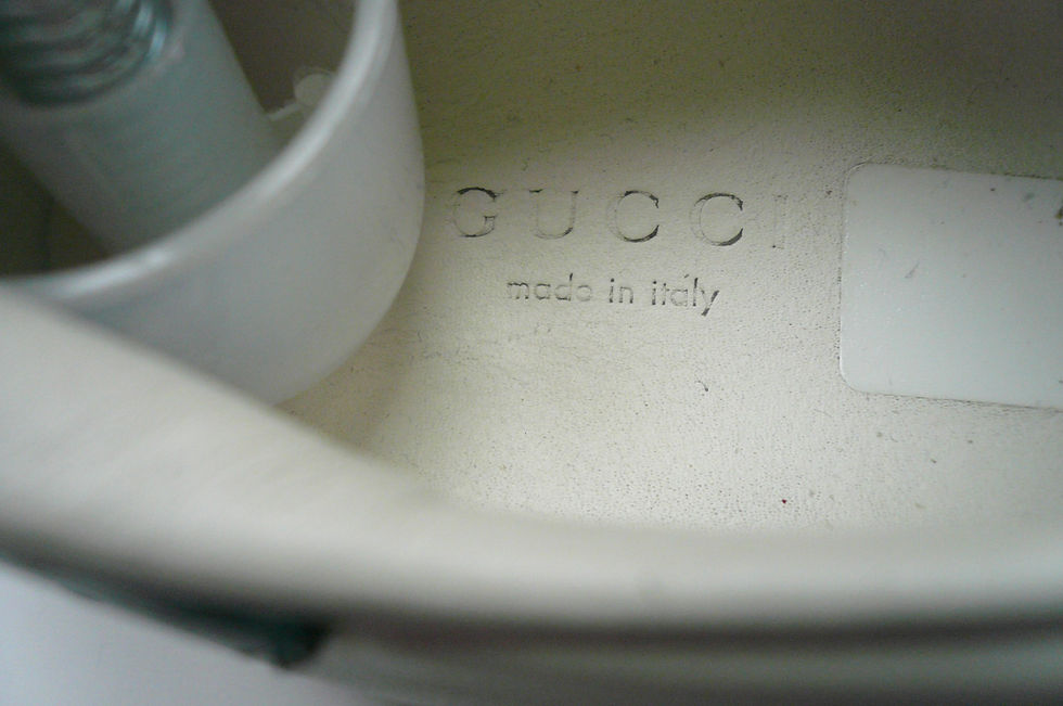 Miniature : GUCCI Baskets cuir ACE blanches bon état T38