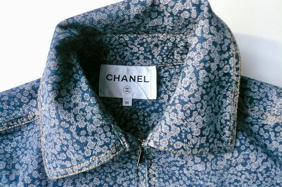 Miniature : CHANEL Veste Denim Camélia Etat quasi neuf T36 SOLD OUT