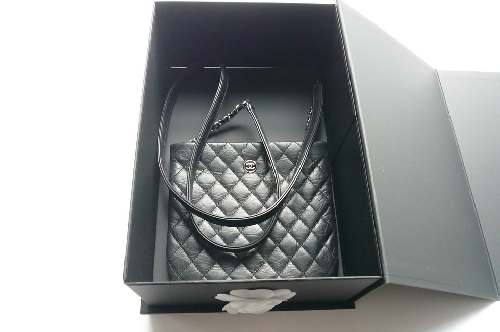 Miniature : CHANEL Sac besace cuir Uniform ETAT NEUF