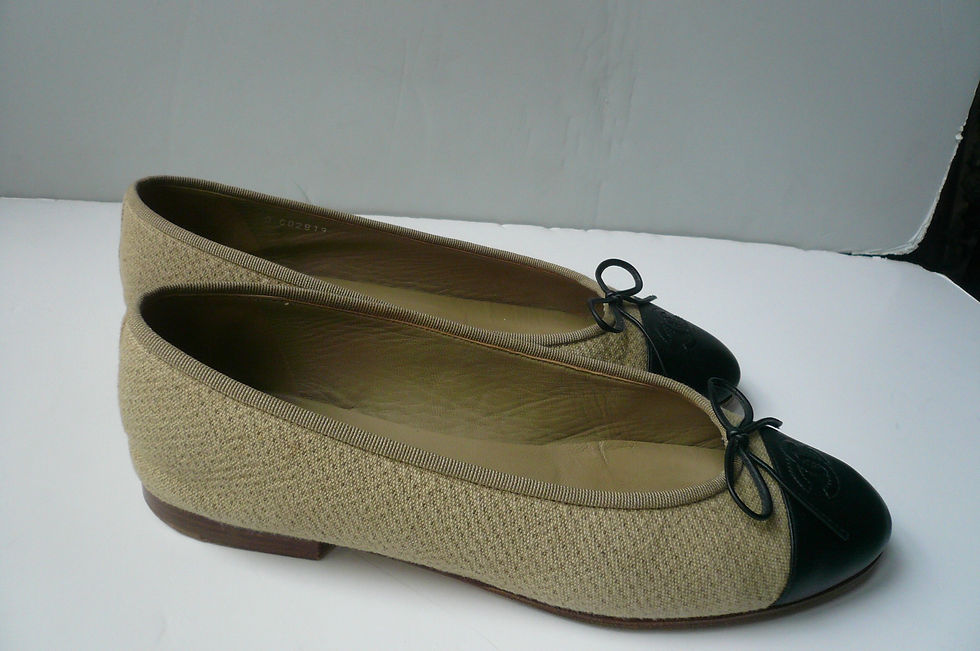 Miniature : CHANEL Ballerines bicolores beige et noir T40 IT