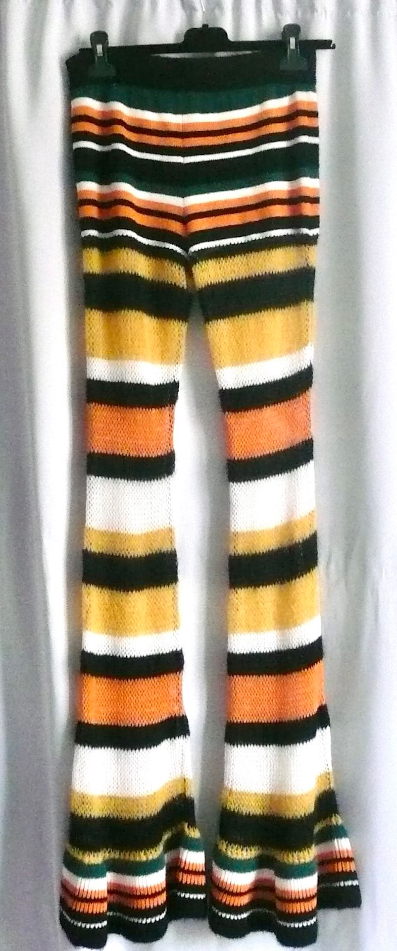 Miniature : Pantalons Loewe Laine pour Femme, Bon état sur pieces uniques de Salome, dépot vente de mode et luxe occasion