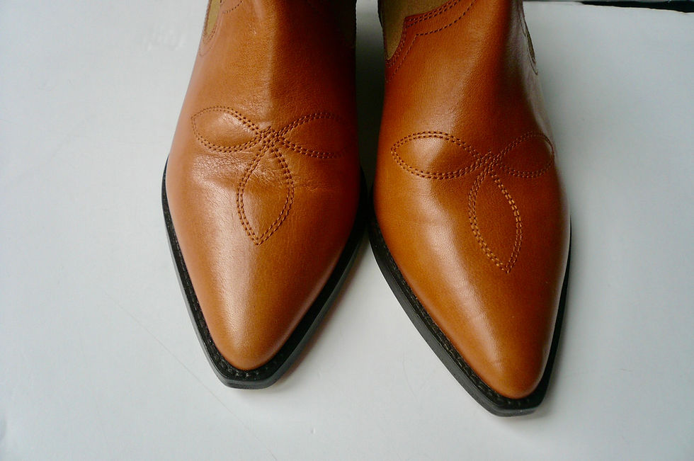 Miniature : ISABEL MARANT Santiags Dandrea daim beige et gold T37 /ETAT NEUF