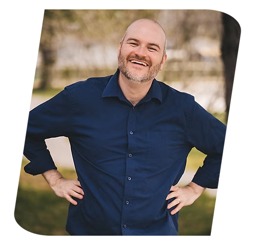 Who we are - Dusty.png