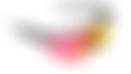 gafas deportivas negras con lente rosa y amarilla.