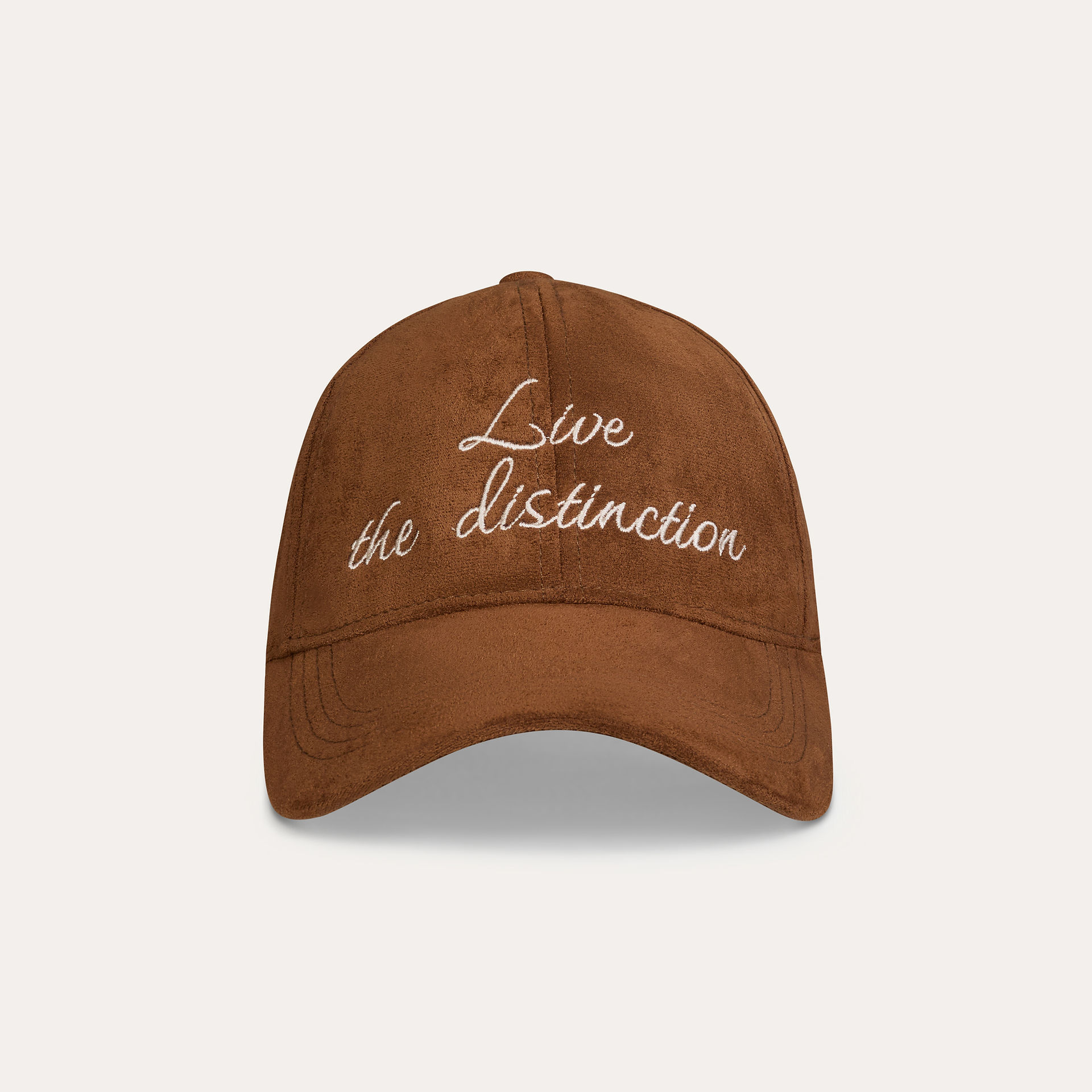 gorra marrón con frase