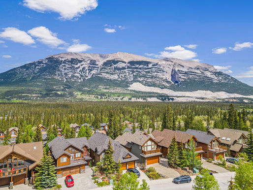 Where to BUY in Canmore?🏡 - Canmore Neighbourhoods Guide