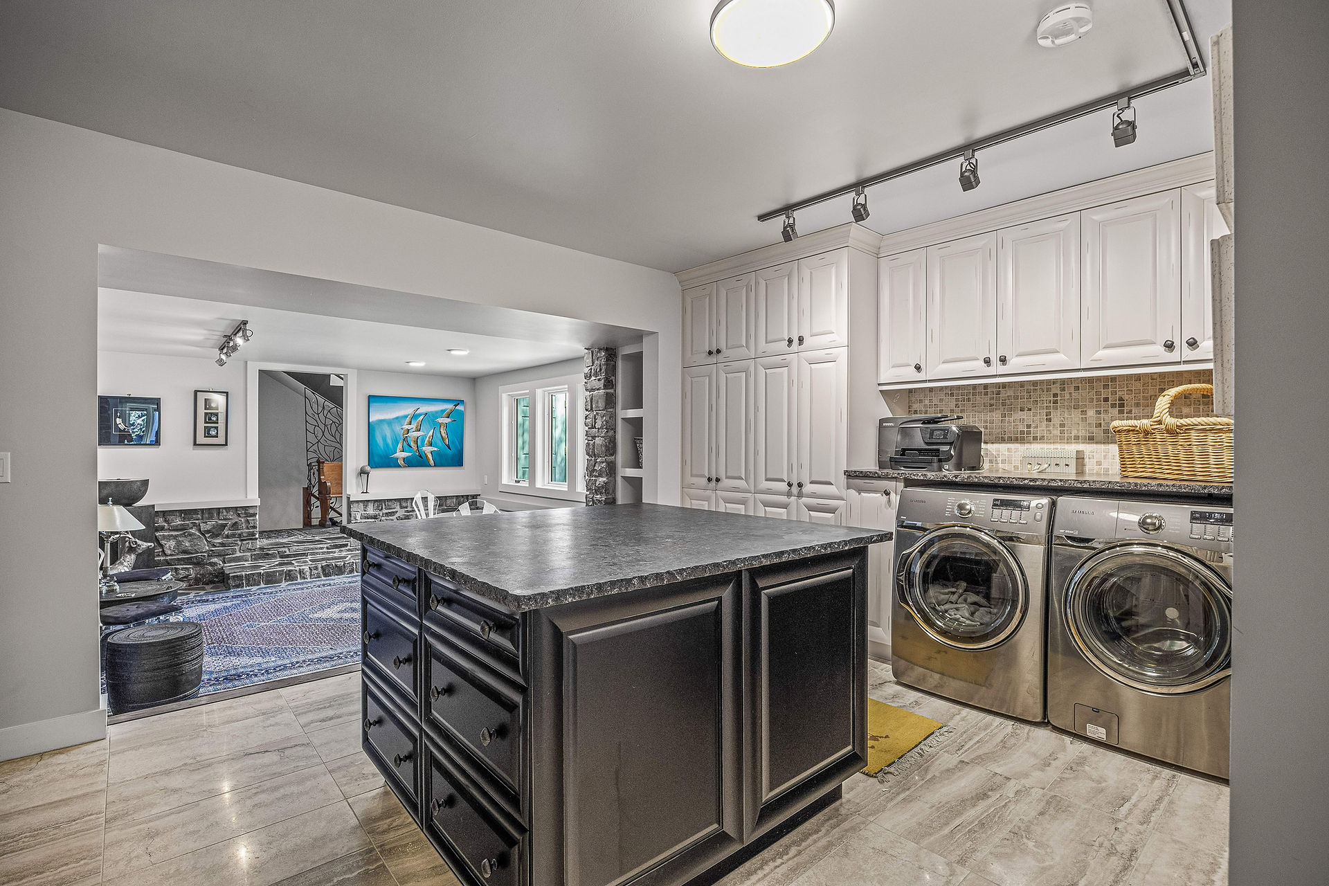 301 Buffalo Street - Mudroom