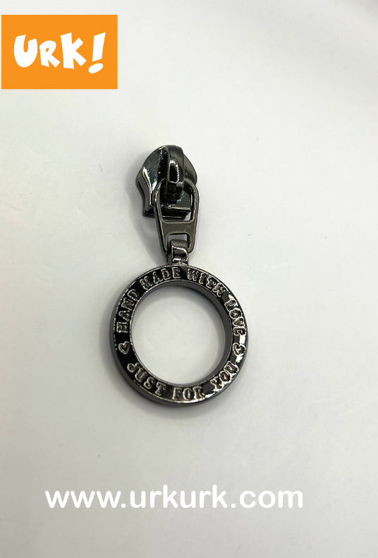 Miniatyrbilde: Glider med tekst "Hand made with love - just for you" i ring #5