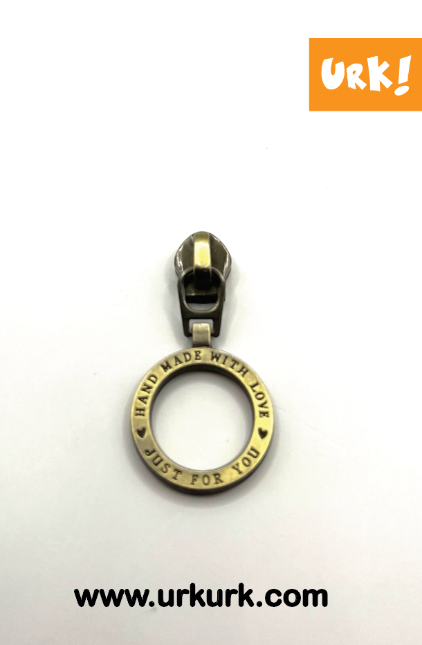 Miniatyrbilde: Glider med tekst "Hand made with love - just for you" i ring #5