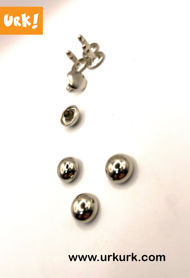 runde nitter til vesker, sølv pynt veske, mushroom rivets, halvkulenitter, sopp nitter, kulenitter, veskeføtter, veskepynt