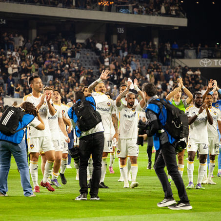 ⚔️ El Tráfico Delivers Another Classic: LAFC and Galaxy Draw 3-3 in a Wild BMO Night