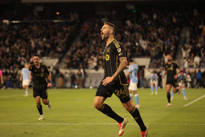 LAFC Edges NYCFC 1-0 in Hard-Fought Home Victory, Hollingshead and Lloris Shine