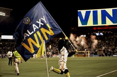 LA Galaxy stun LAFC with 4-2 comeback win