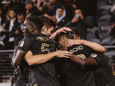 LAFC beats Portland 2 zero in the U.S Open Cup to advance into the round of 16