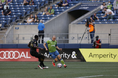 Tough loss for LAFC away in Seattle