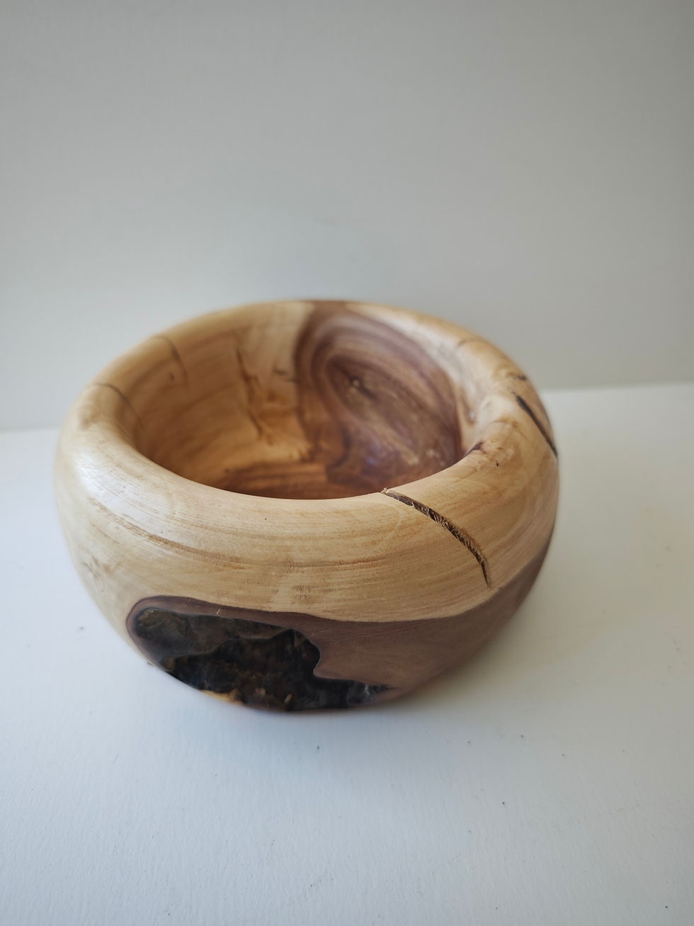 Thumbnail: Applewood bowl