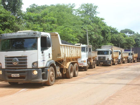Senador Canedo [Infraestrutura]: Avenida que liga Polo Coureiro é revitalizada.