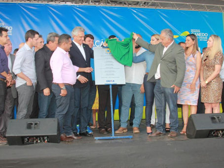 Inauguração dos Residenciais Santa Edwiges I e II entrega as chaves da casa própria a 430 famílias.