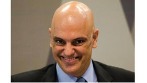 Ditadura: Alexandre de Moraes comete crime contra o Art. 220 da CF ao censurar mais 2 deputados
