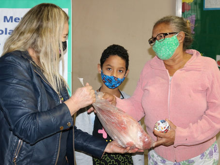 Goiânia fortalece ações sociais e distribui cerca de 4 toneladas de alimentos para alunos
