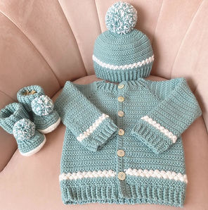 Newborn crochet set