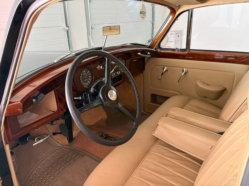 Thumbnail: ROLLS ROYCE SILVER CLOUD I