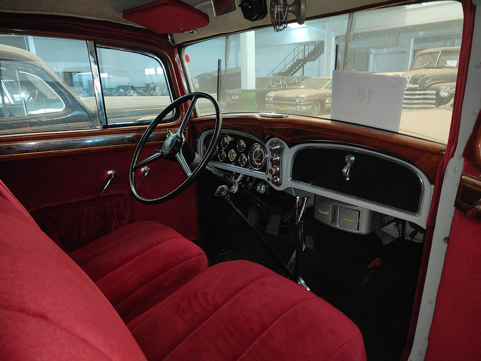 Miniatura: CADILLAC V12 Limousine by Fleetwood