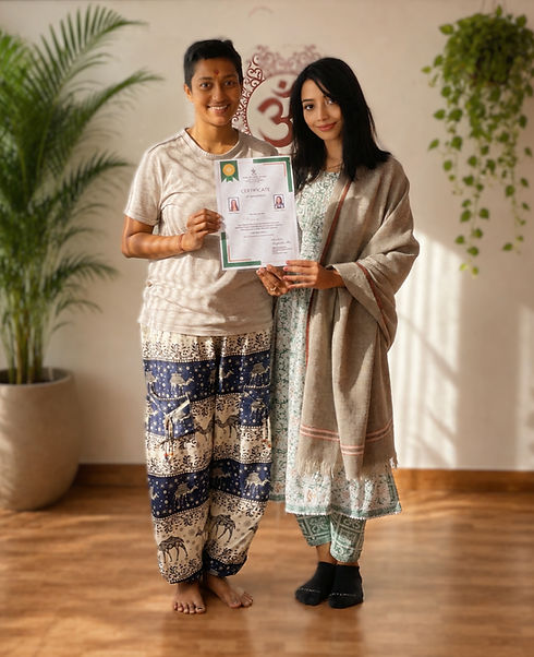 aarak-school-testimonial-page-student-holding-healing-certification-with-instructor
