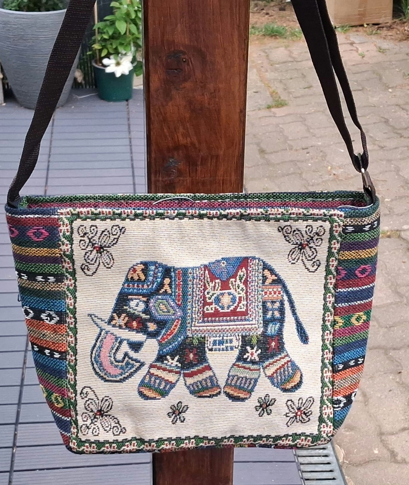 Gobelínová crossbody kabelka se SLONEM