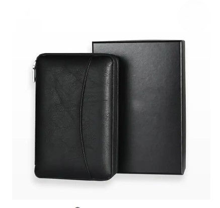 Thumbnail: Portable Leather Cigar Humidor