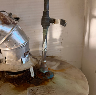 换一台AO史密斯50加仑热水炉