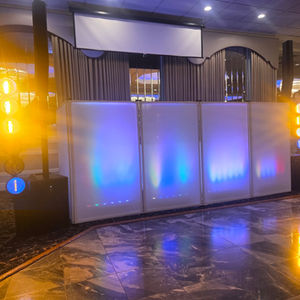 Lively DJ Showcases