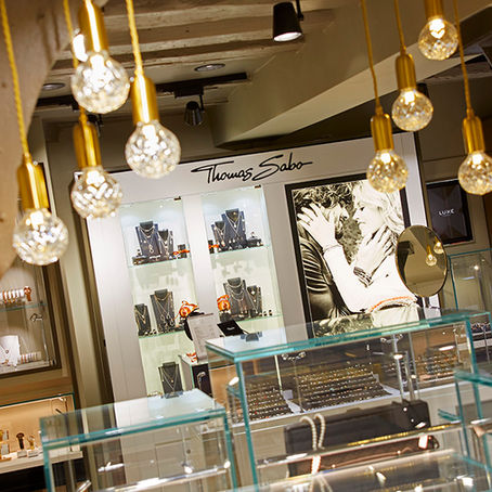 Luxe by Hugh Rice Jewellers shortlisted for Best Store Environment by 2017 UK Jewellery Awards