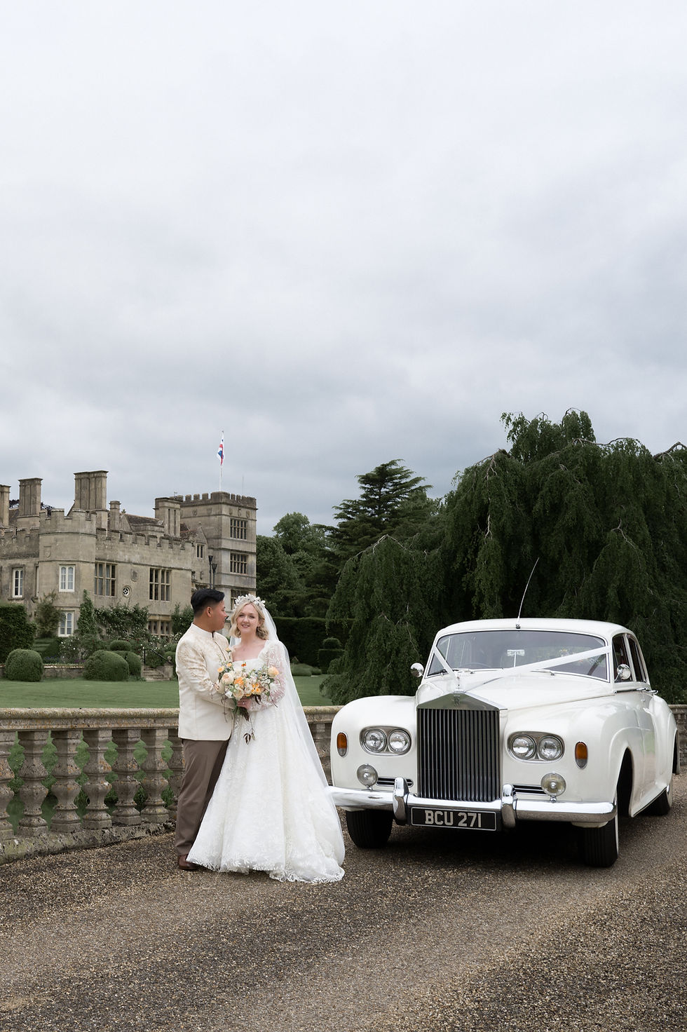 Deene Park Wedding Photographer – A Summer Wedding in Northamptonshire