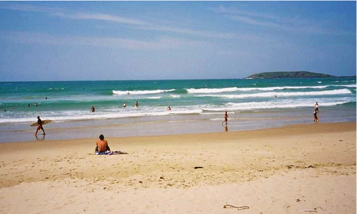 Thumbnail: Coffs Harbour 两个或三个晚上的浪漫逃走以葡萄酒和美食券