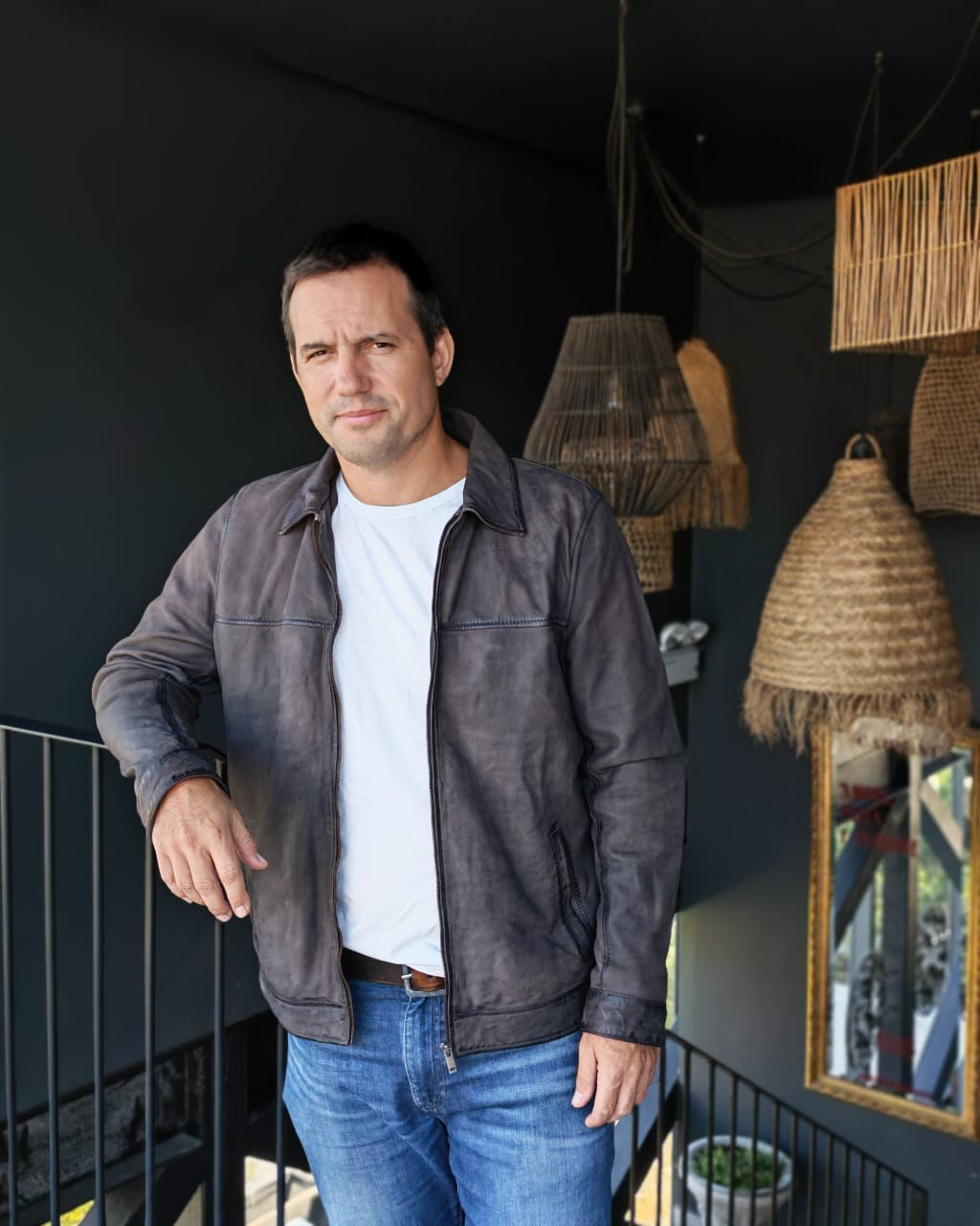 Espectacular Biker de Cuero Ovino desgastado modelo “Segovia”!!! 