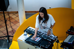 ALX08661.jpg
