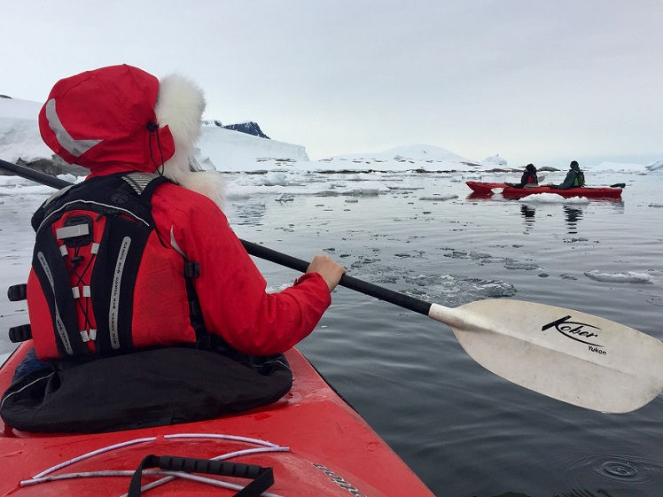 Miniatura: ANTÁRTIDA, Península Antártica – Campamento Base