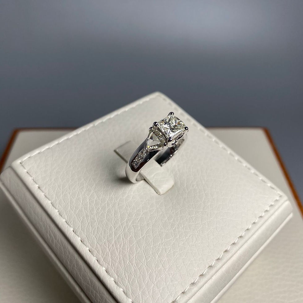 Thumbnail: Princess Cut Diamond Ring