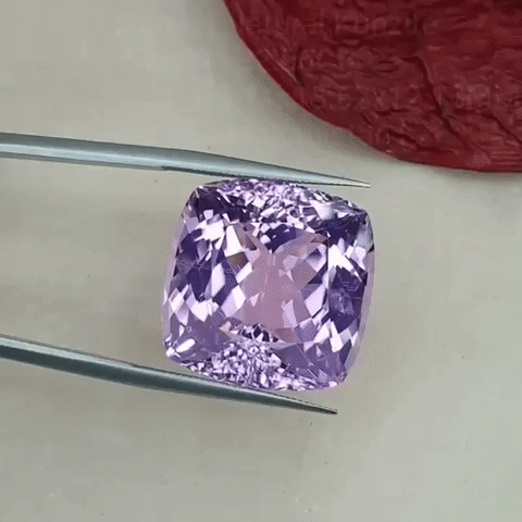 32.06CTS NATURAL KUNZITE