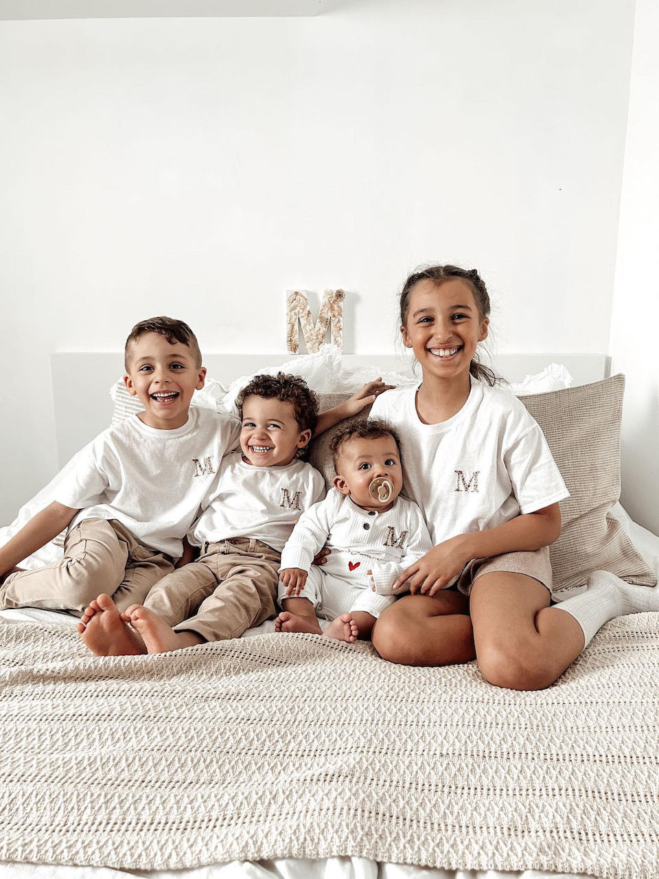 Miniature : Tshirt brodé pour enfant