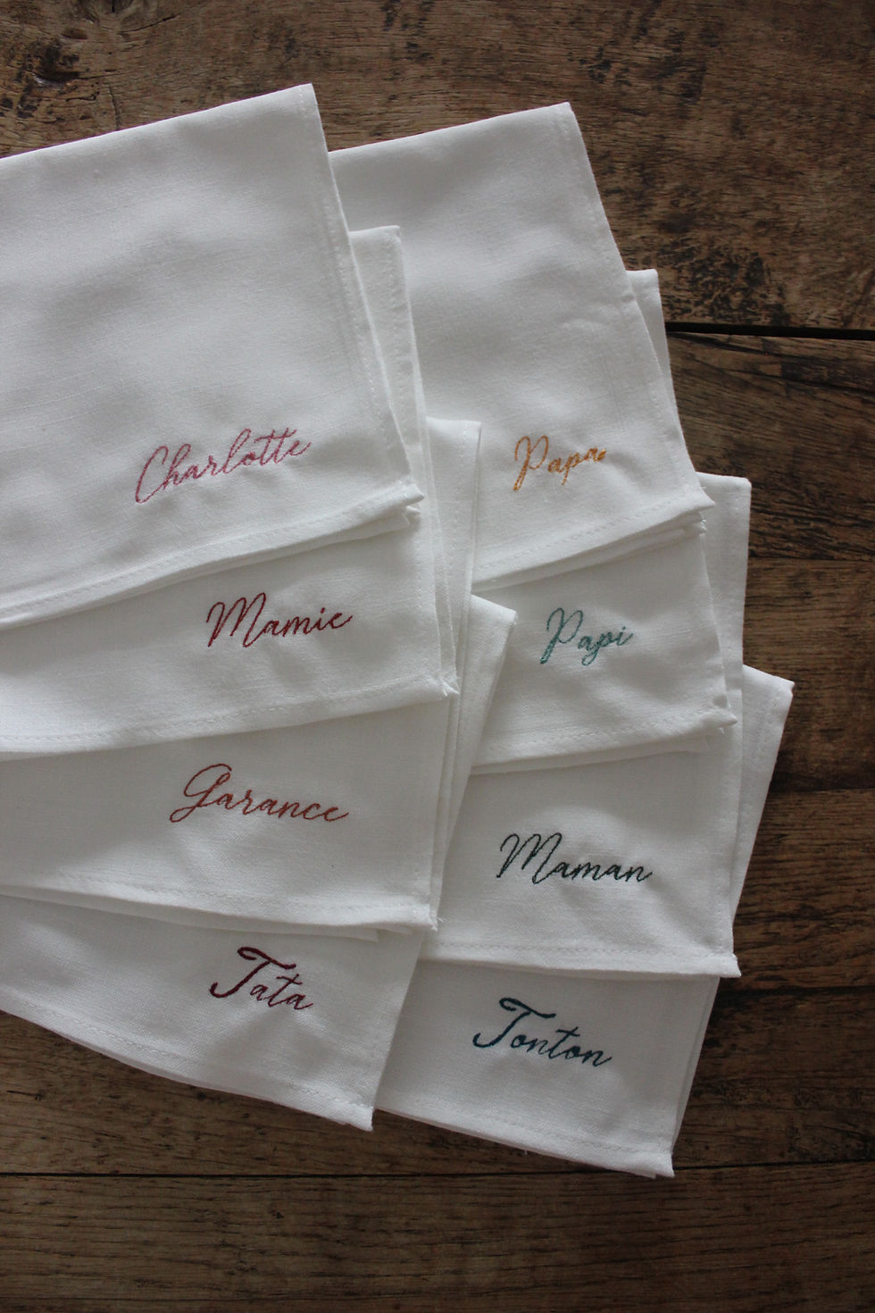 Miniature : Serviettes de table brodées - TYPO 1