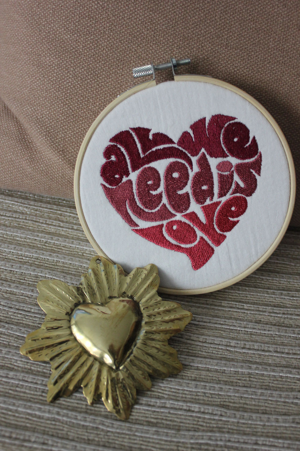 Miniature : Tambourin coeur ALL YOU NEED IS - 13 cm